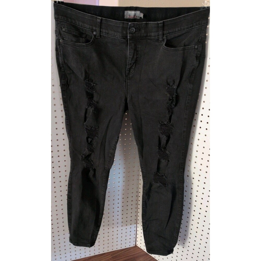 Torrid Women's Jeans 22R Black Stretch Distressed